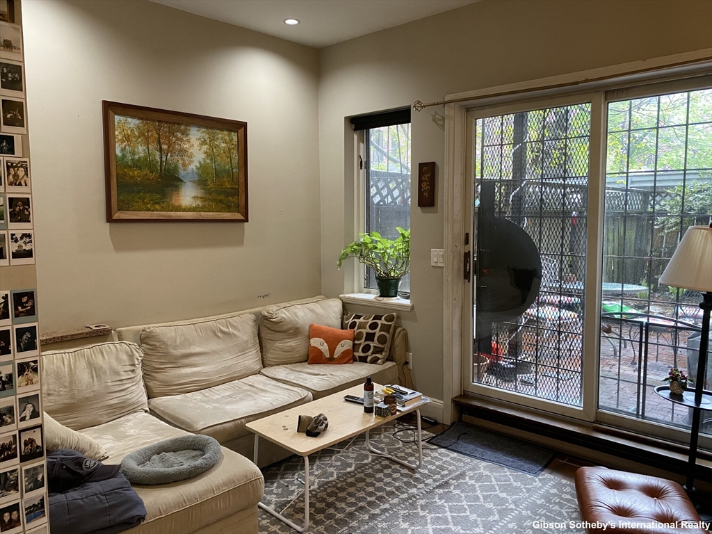 36 Darmouth St, Boston, Massachusetts 02116