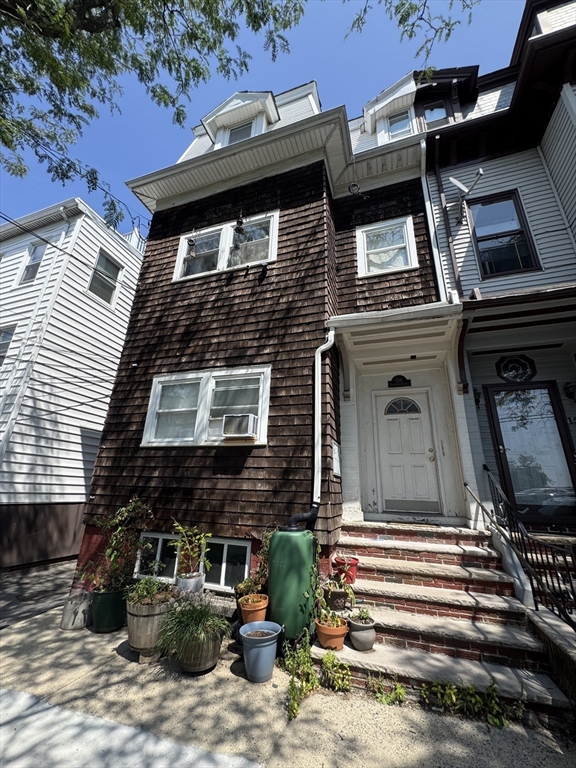 156 Webster, Boston, Massachusetts 02128