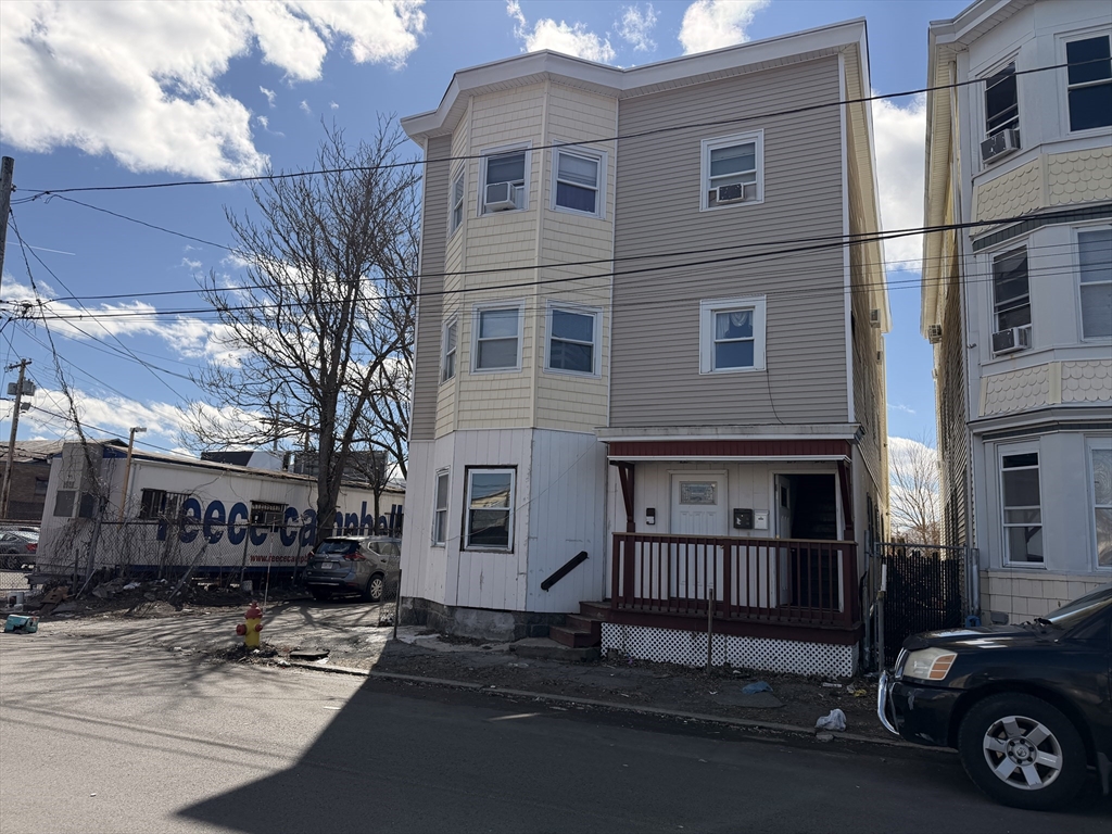 22-26 Chandler St, Lawrence, Massachusetts 01841