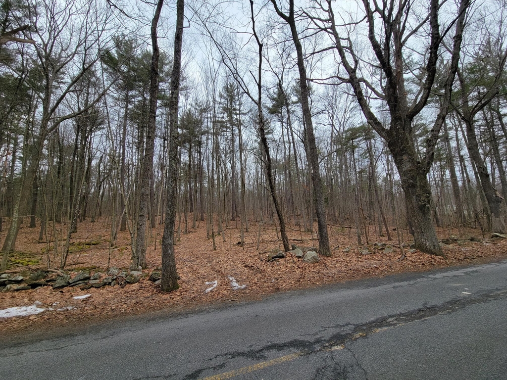Lot 1 Daniels Rd, Charlton, Massachusetts 01507