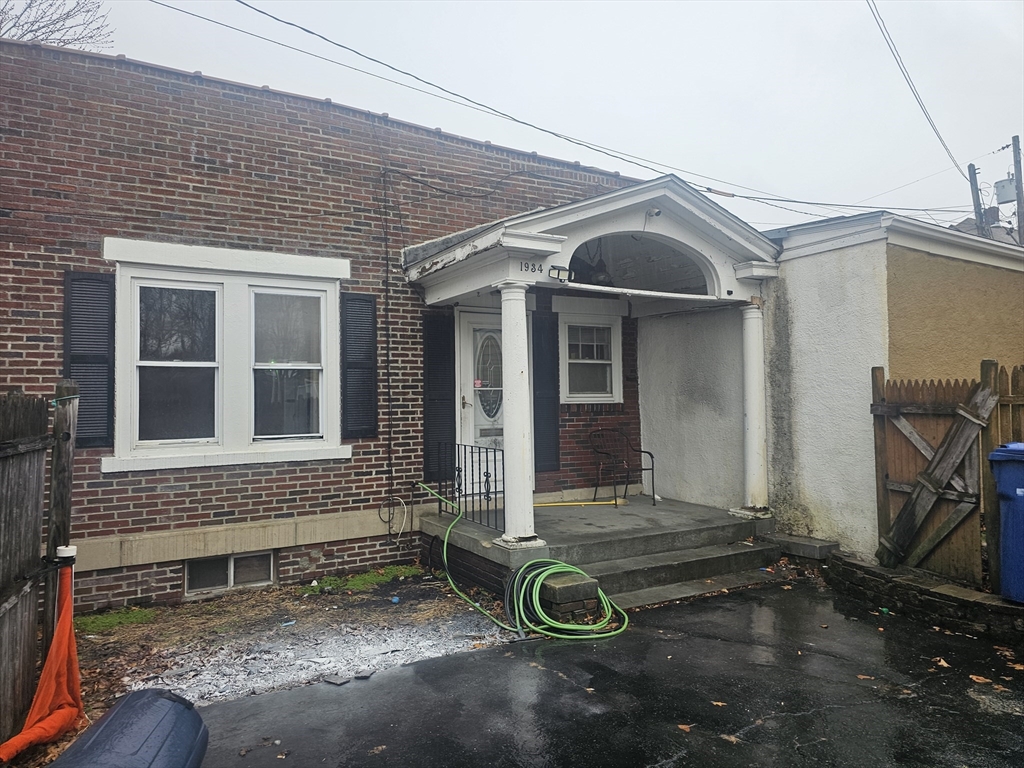 1934 Acushnet Ave, New Bedford, Massachusetts 02745