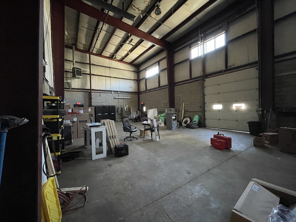 11-17 Newbury St, Quincy, Massachusetts 02171