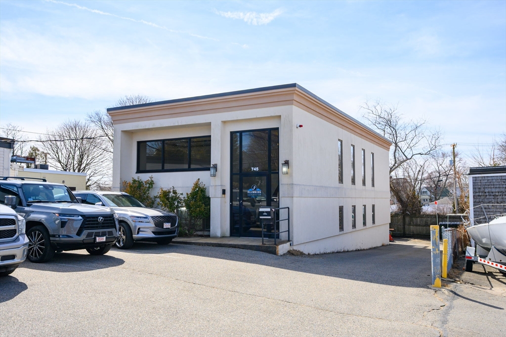 745 E Squantum St, Quincy, Massachusetts 02171