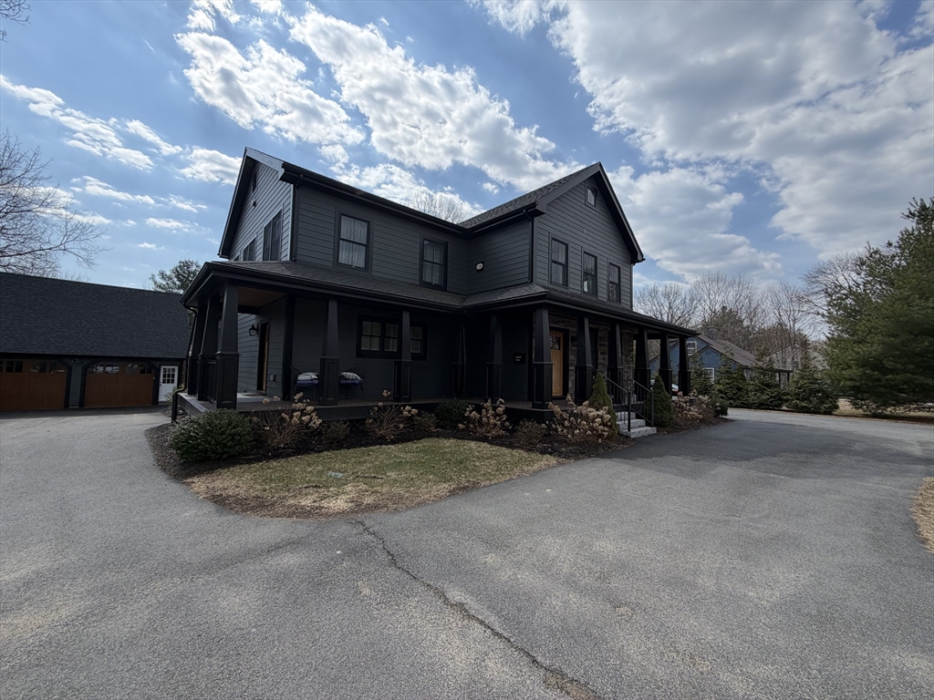 324 East Street, Walpole, Massachusetts 02032