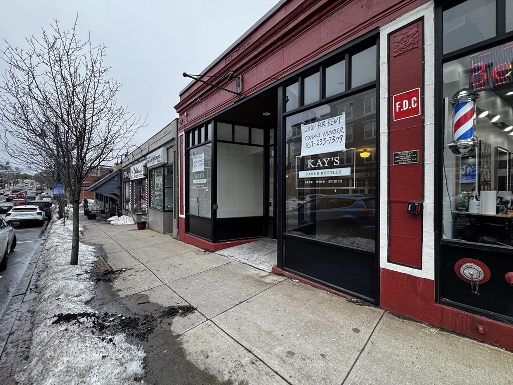 28-42 Commercial St, Braintree, Massachusetts 02184