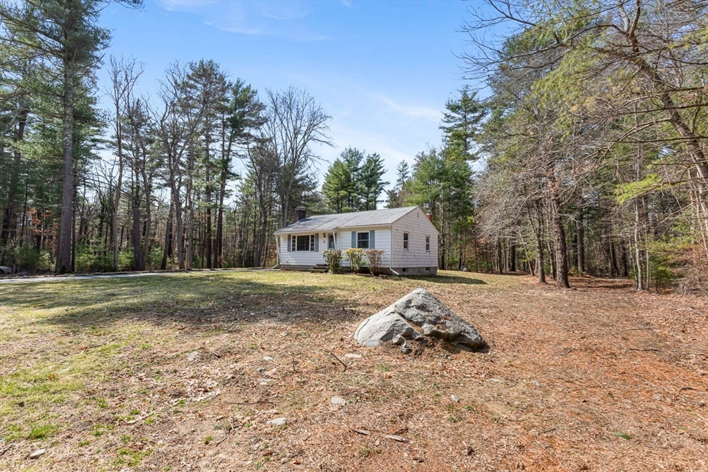 20 Freeman St, Norton, Massachusetts 02766