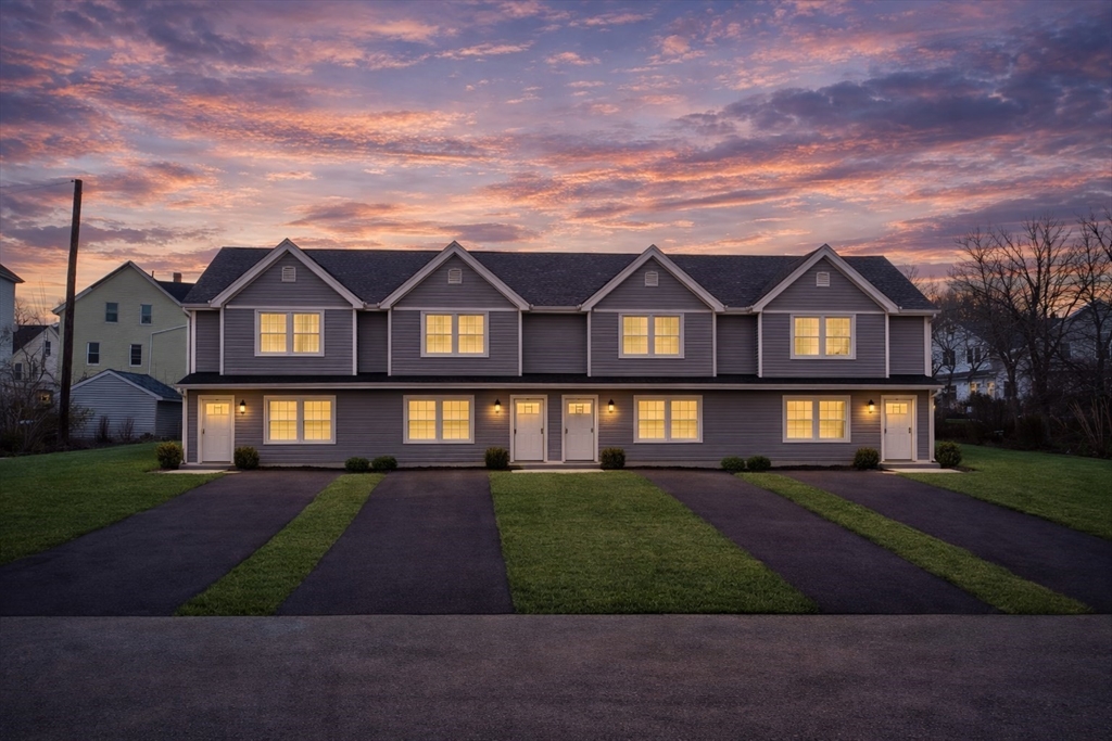 11 Dyer St, Fall River, Massachusetts 02720