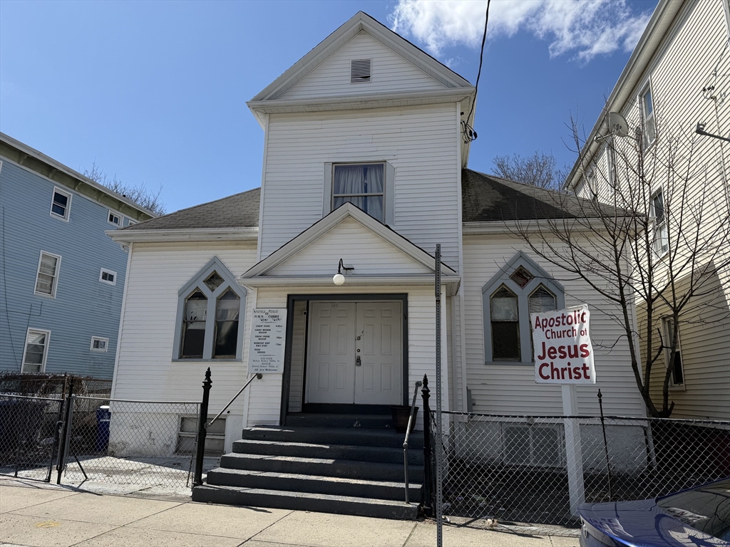 105 Purchase St, New Bedford, Massachusetts 02740