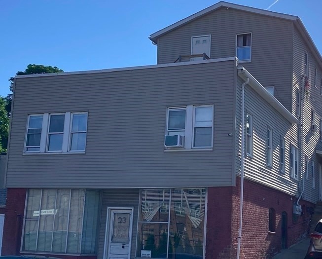 23 Suffolk St, Worcester, Massachusetts 01604