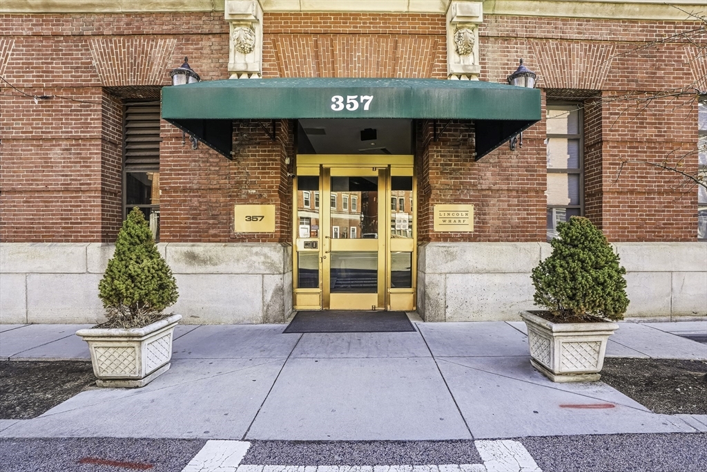 357 Commercial St, Boston, Massachusetts 02109