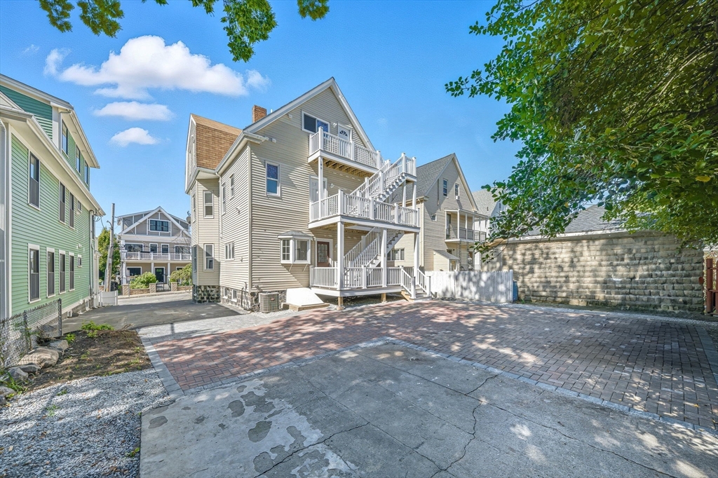 9 Curtis Street, Somerville, Massachusetts 02144