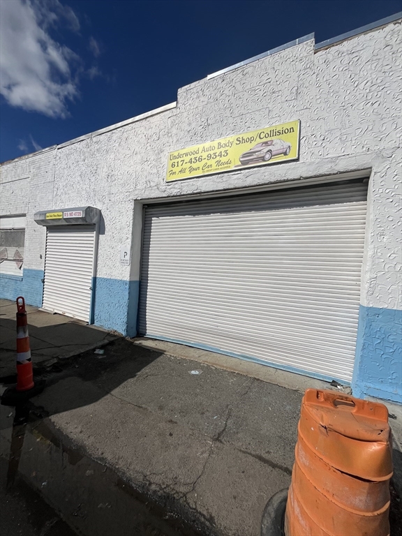 5 Rhoades St, Boston, Massachusetts 02124