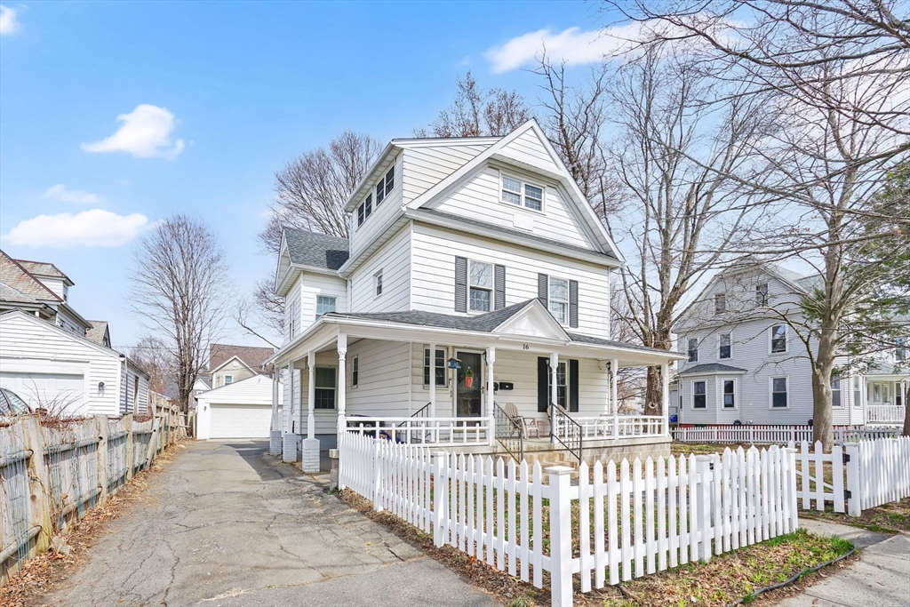 16 Washington Ave, Holyoke, Massachusetts 01040