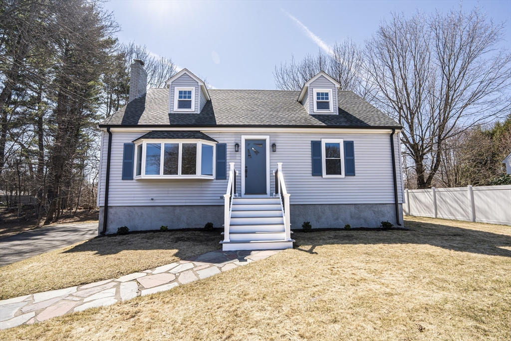 1049 Pleasant St, Canton, Massachusetts 02021