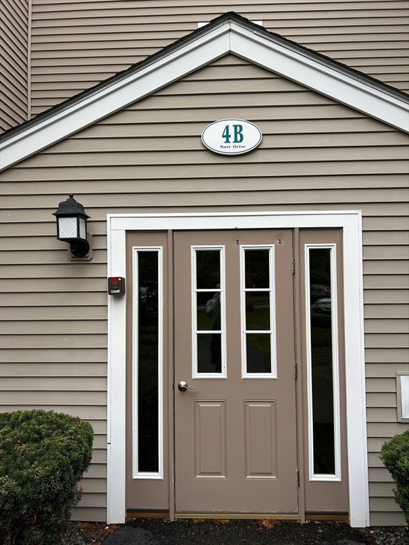 4 Marc Dr, Plymouth, Massachusetts 02360