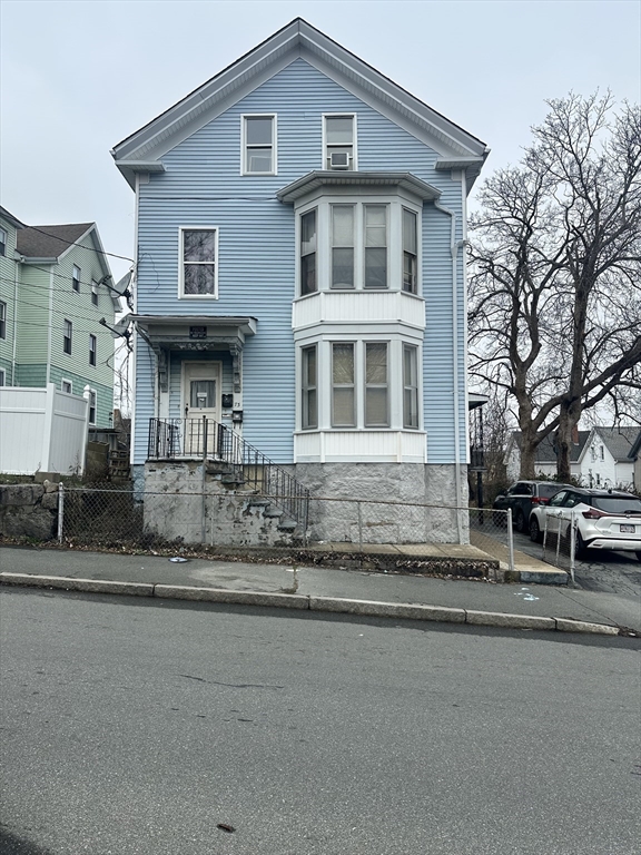 73 Linden, New Bedford, Massachusetts 02740