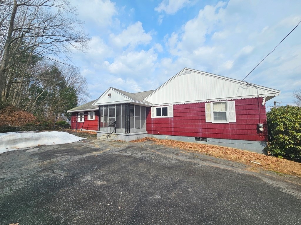 30 Allen St, Gardner, Massachusetts 01440
