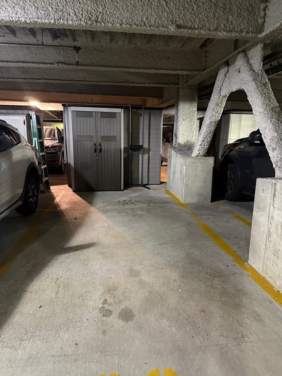 35 Fay St Unit Lg 33, Boston, Massachusetts 02118