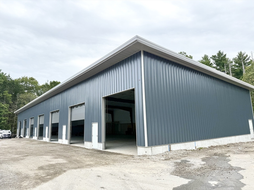 276 South St, Walpole, Massachusetts 02081