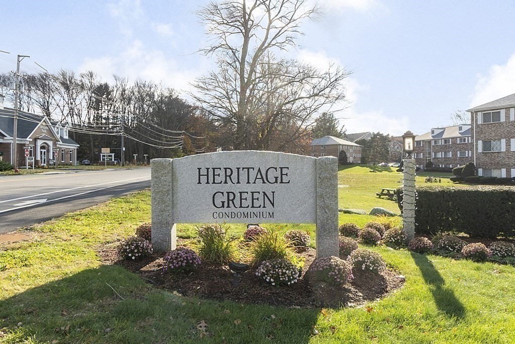 47 Edgelawn Ave, North Andover, Massachusetts 01845