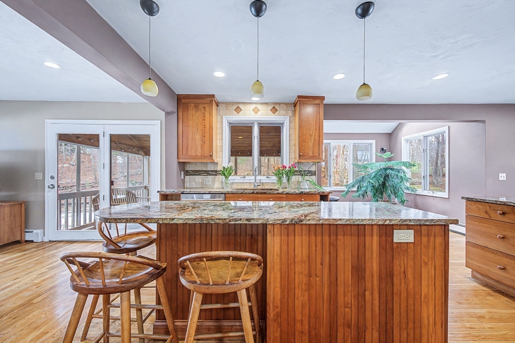 6 Ledgestone Dr, Hopkinton, Massachusetts 01748