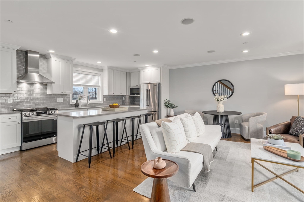 364 Neponset Ave, Boston, Massachusetts 02122