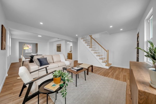 19 Oliver St, Lowell, Massachusetts 01954