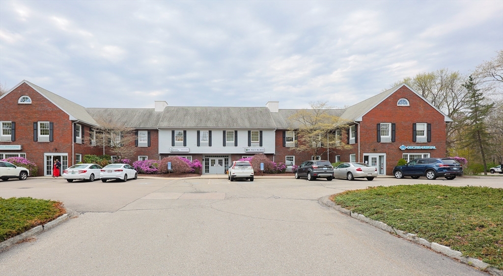 555 Pleasant St, Attleboro, Massachusetts 02703