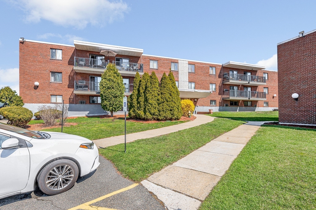 300 Governors Dr, Winthrop, Massachusetts 02152