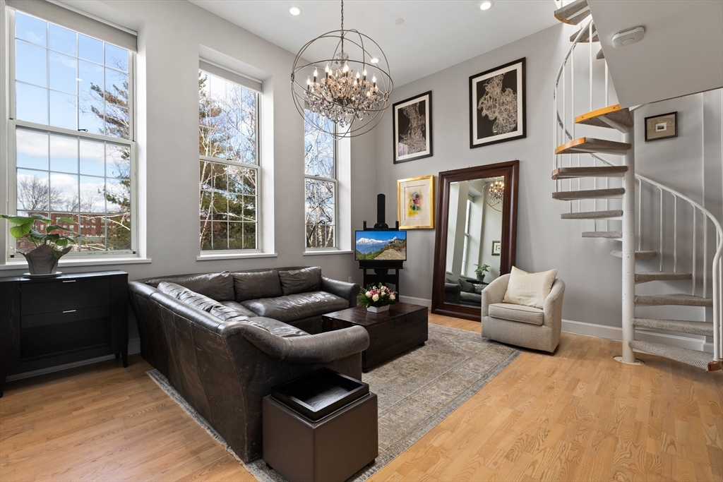 35 Walden St, Cambridge, Massachusetts 02140