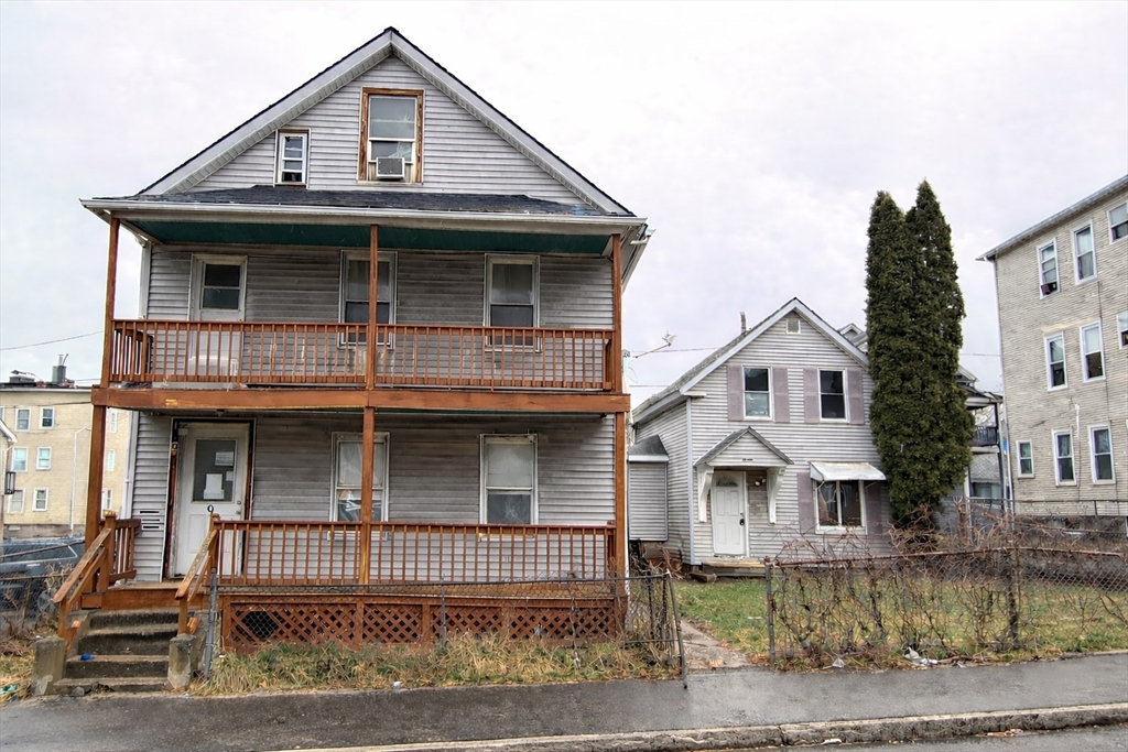 9-11 Barclay St, Worcester, Massachusetts 01604