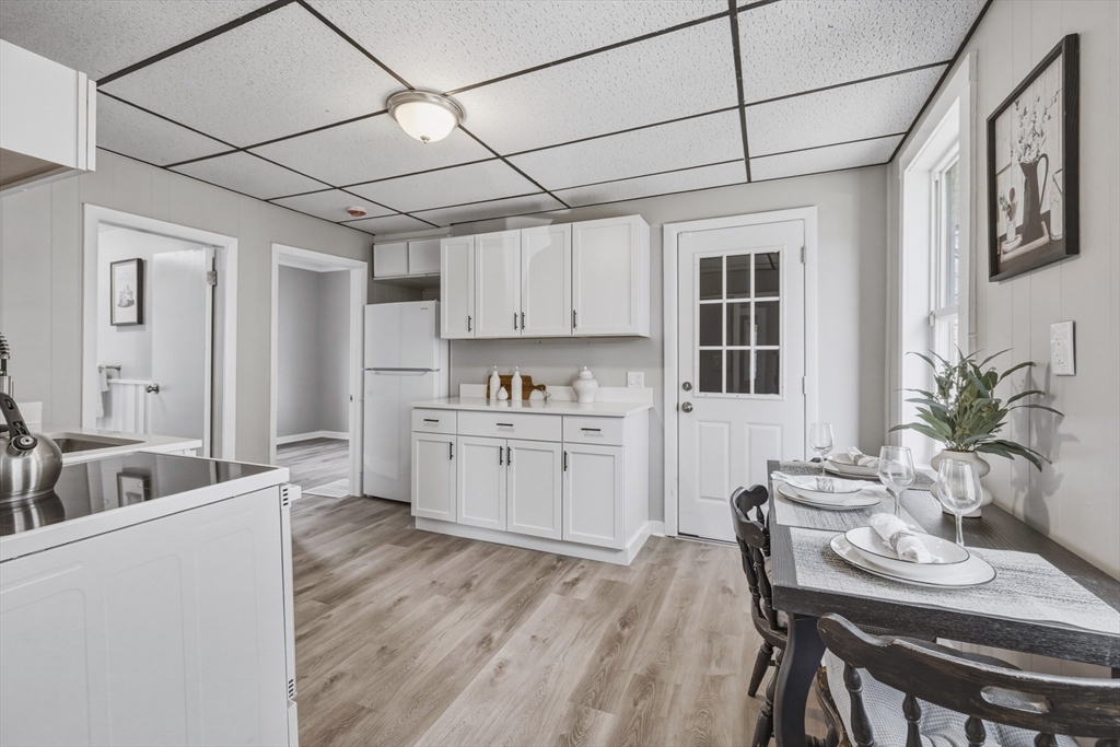 207-209 White St, Springfield, Massachusetts 01108