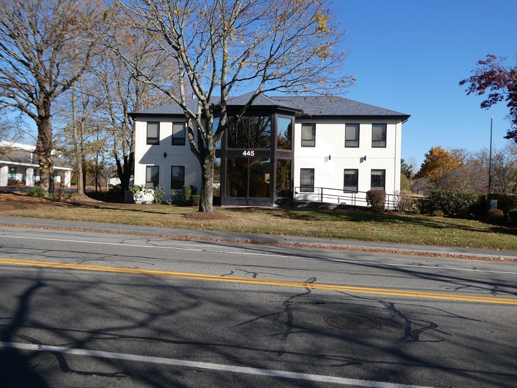 445 Faunce Corner Rd, Dartmouth, Massachusetts 02747