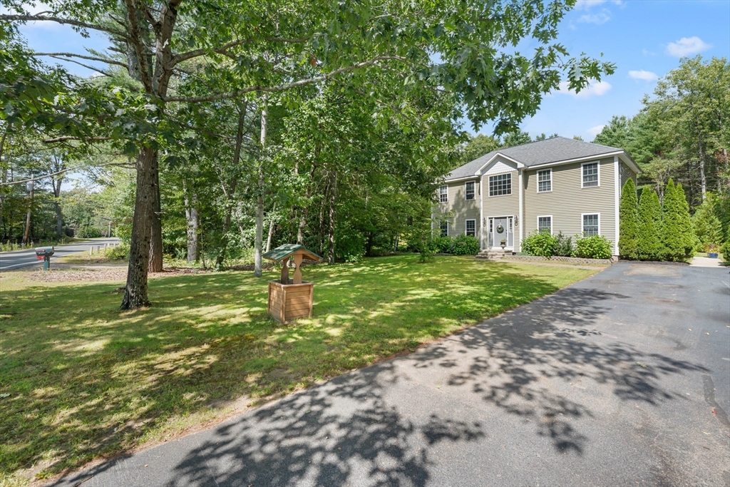 97 Apple Rd, Brimfield, Massachusetts 01010