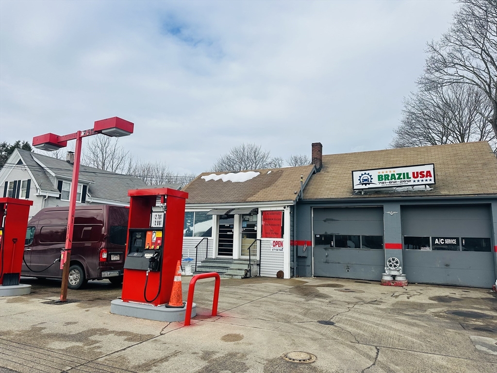 152 Union St, Weymouth, Massachusetts 02190