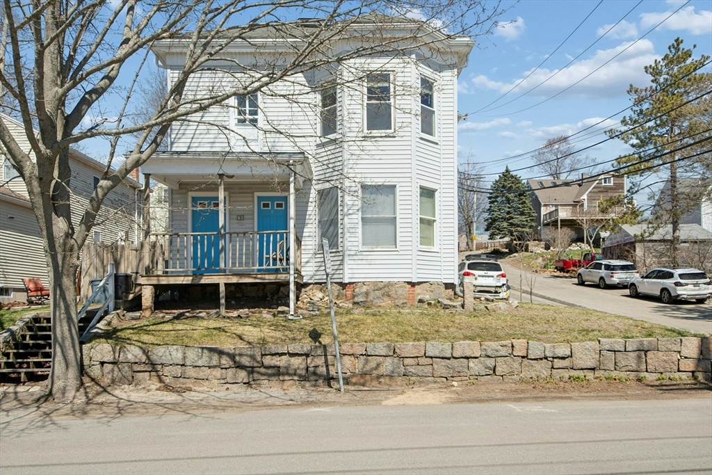 78 Grove St, Gloucester, Massachusetts 01930