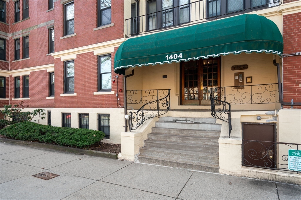 1404 Commonwealth Ave, Boston, Massachusetts 02135