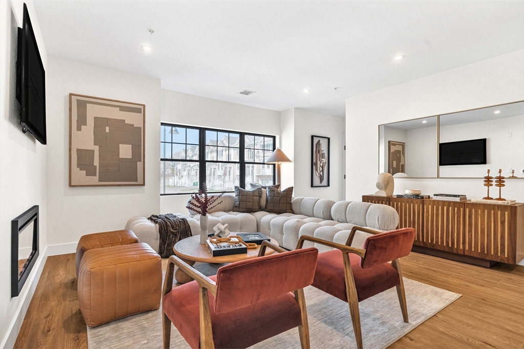 20 Audubon Way, Canton, Massachusetts 02021