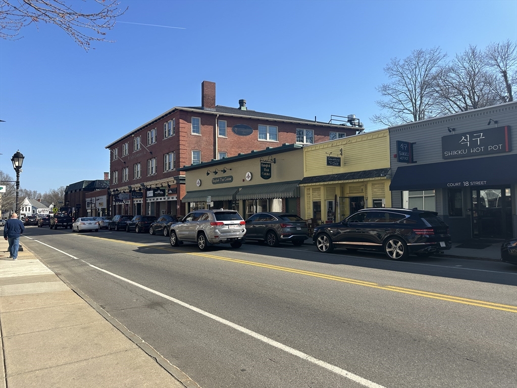 10-12 Court St, Plymouth, Massachusetts 02360