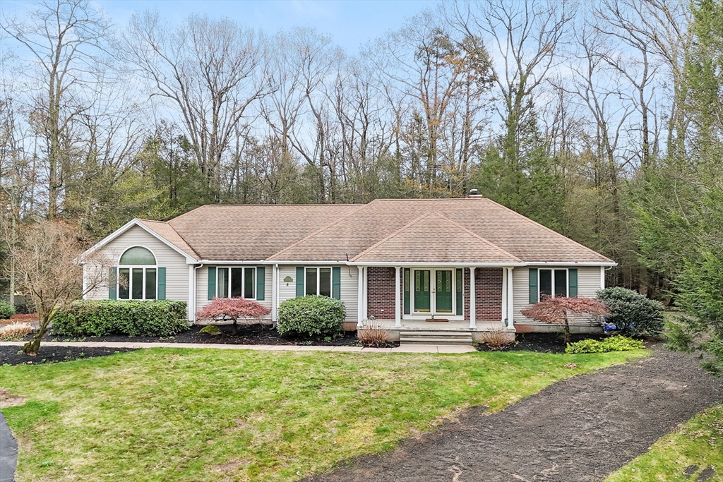 4 Pearl Brook Road, Southwick, Massachusetts 01077