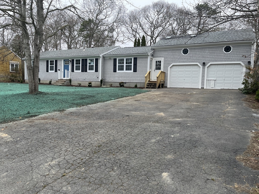 53 Woodland Ave, Mashpee, Massachusetts 02649