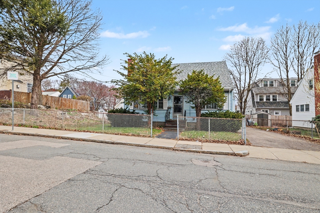 66 Edgemere Rd, Boston, Massachusetts 02132