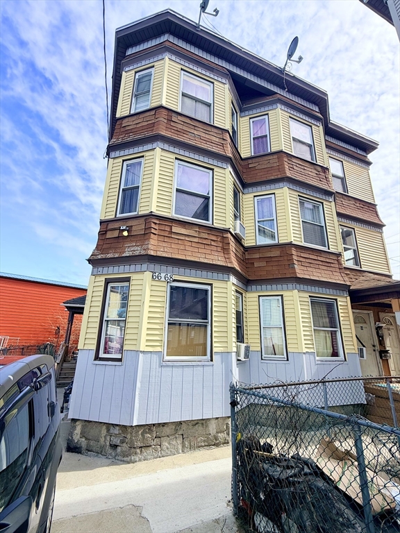 66-68 Water St, Lawrence, Massachusetts 01841