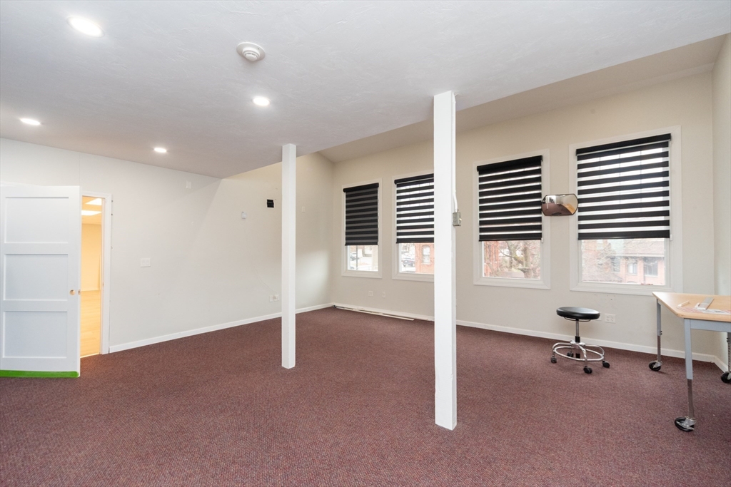 60 Water St, Clinton, Massachusetts 01510