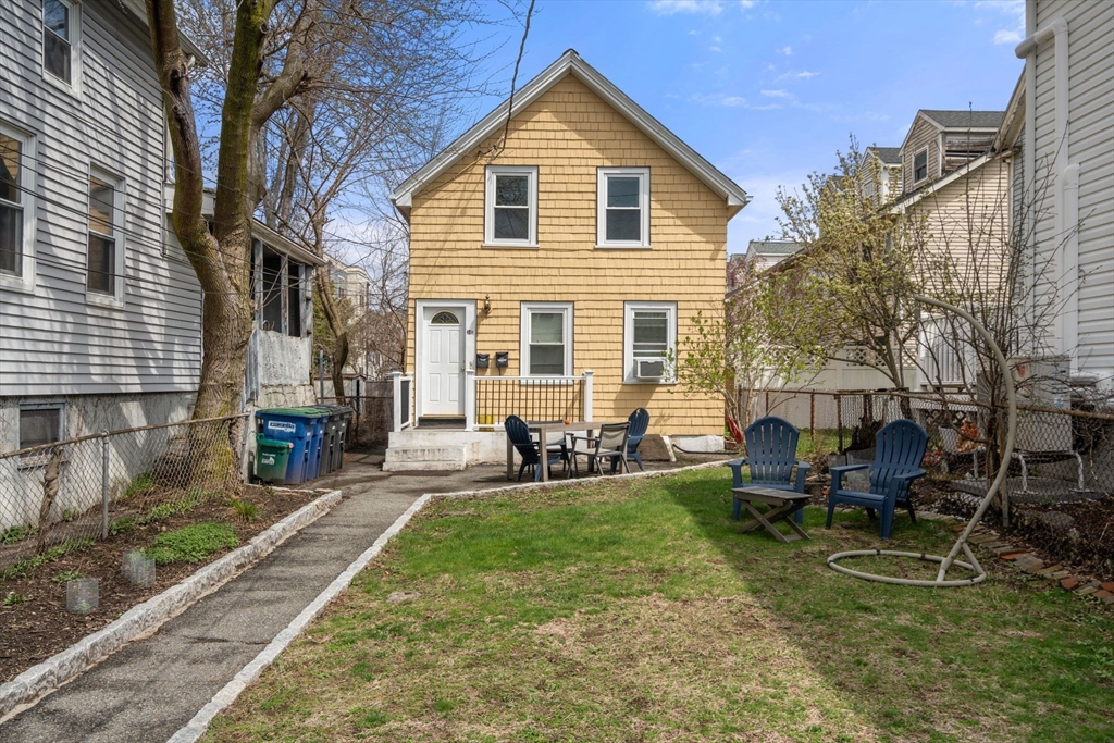 34 R Clyde, Somerville, Massachusetts 02145