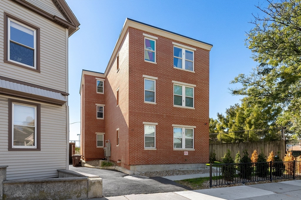 81 Chelsea St, Everett, Massachusetts 02149