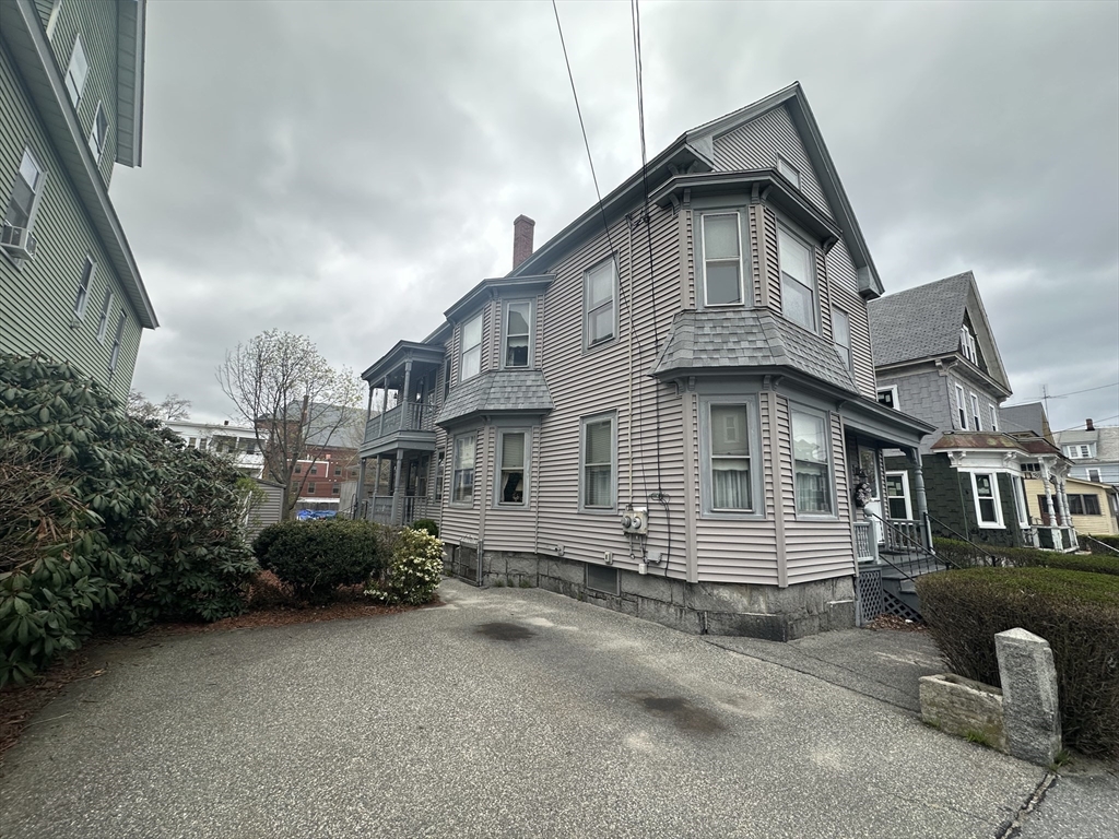 15 Crowley St, Lowell, Massachusetts 01852