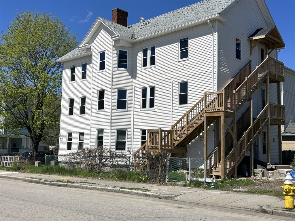 2 Stevens Rd, Worcester, Massachusetts 01603