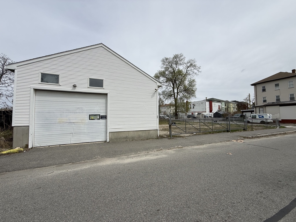 44 Ellsworth Street, Worcester, Massachusetts 01610