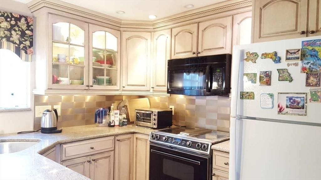 128 Emerson Gardens, Lexington, Massachusetts 02420